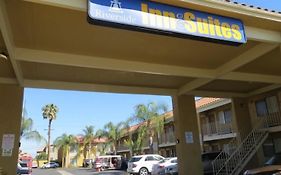 Riverside Inn & Suites
